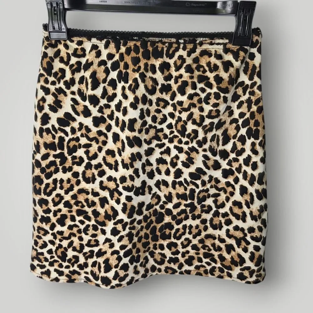 Topshop Mini Skirt Leopard Satin Lace Trim Bow Detail Size US 2